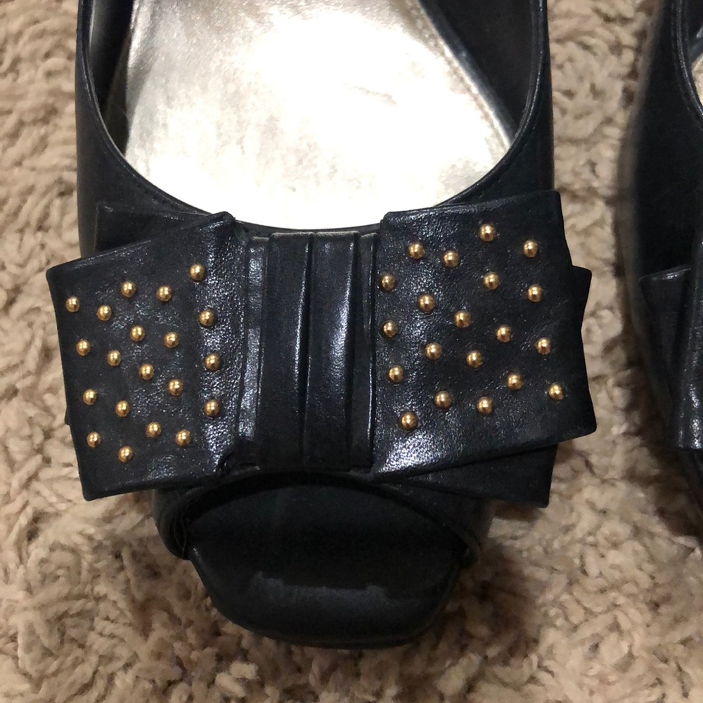 Antonio Melani pumps
